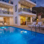 Villa Manolya