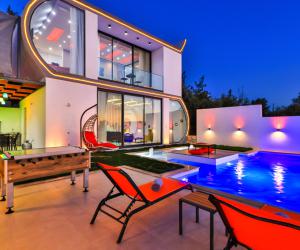 Villa Alyans Kalkan Üzümlü'de Kiralık Balayı Villası