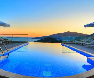 Villa Ahıska Deniz Manzaralı Geniş Aile Villası