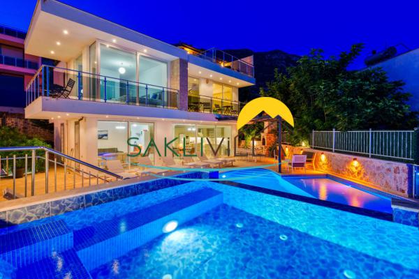 Villa Nergis Kalkan Ortaalan'da Deniz Manzaralı Kiralık Tatil Villası
