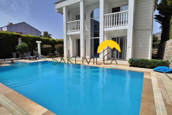 Villa Poli Fethiye'de Korunaklı Havuzlu Kiralık Villa