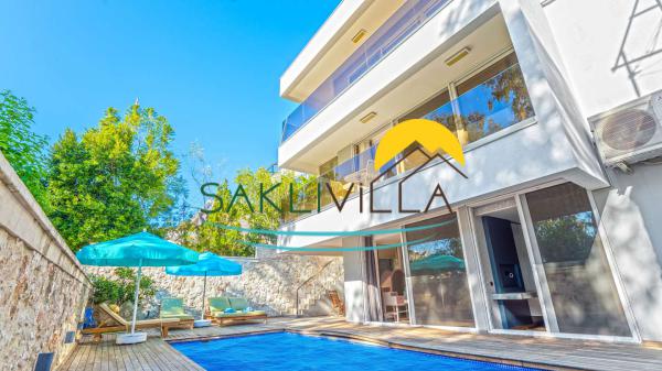Villa Alp Kalkan Merkezde Özel Havuzlu Kiralık Villa