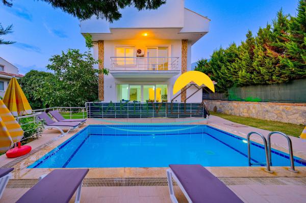 Villa Dikili Fethiye Ölüdeniz Hisarönü'nde Kiralk Tatil Villası